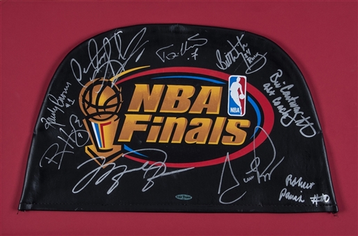 Chicago Bulls Team Signed NBA Finals Seat Cover With 9 Signatures Including Michael Jordan and Scottie Pippen (UDA, Beckett & Photo Proof)